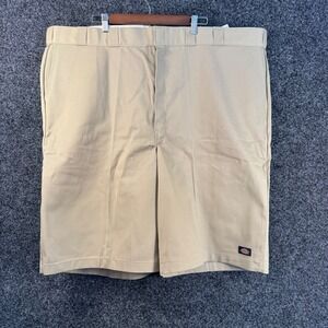 Dickies Mens Loose Fit Twill Work Shorts Khaki Tan 42283KH Size 50 13 Inseam NWT